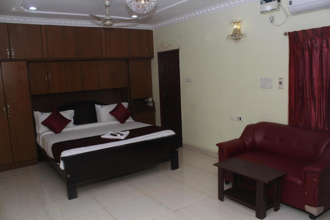 Skyry Hotels T Nagar 첸나이 외부 사진